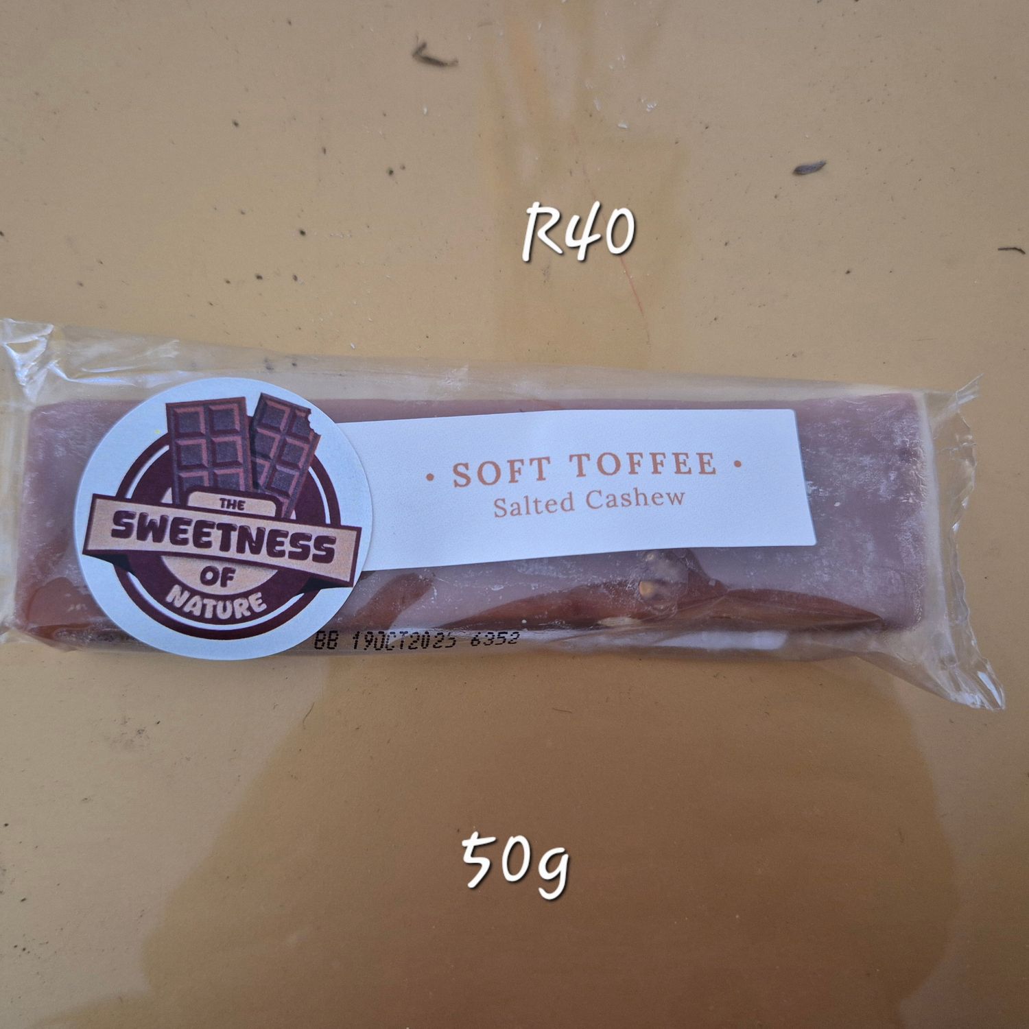 Soft toffee- salted cashew