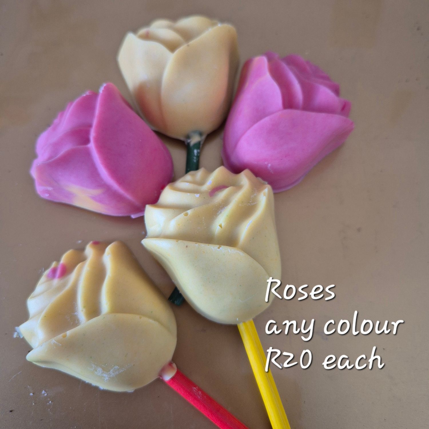 Bunch of chocolate roses