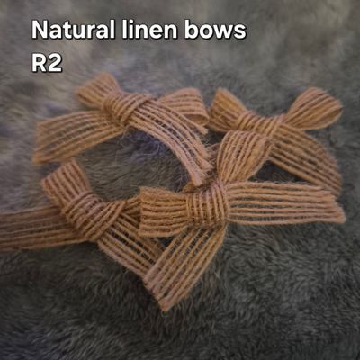 Linen gift bows