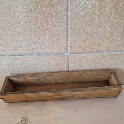 Small wood Tillandsia box Small wood Tillandsia box
