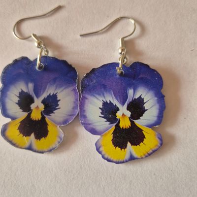 Pantsy flower earrings Pantsy flower earrings