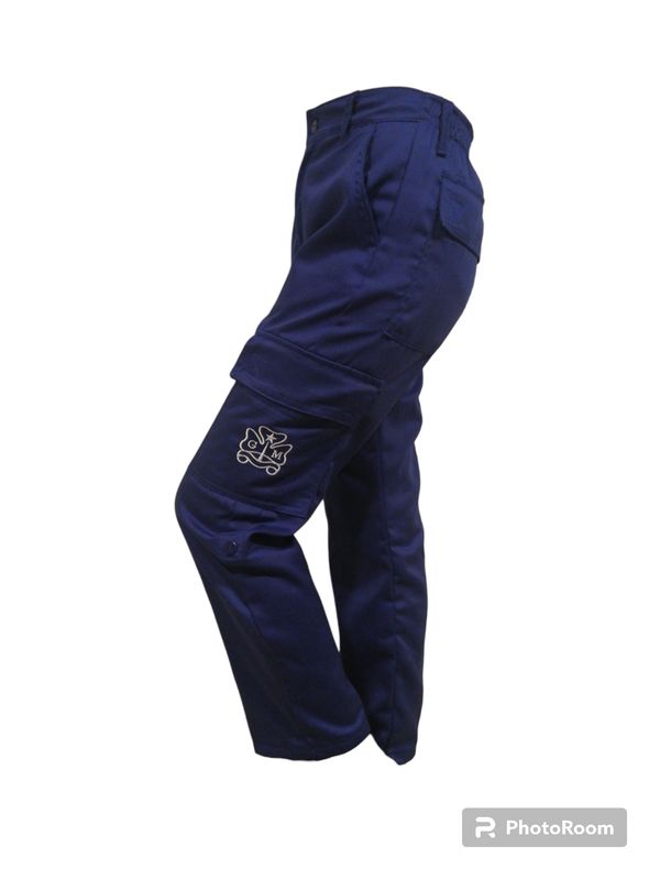 Pantalón Azul Rey talla 4