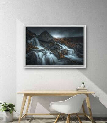 Wandbild Waterfalls - Alu-Dibond im weißen Schattenfugenrahmen