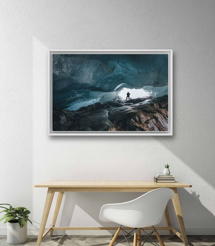 Wandbild Frozen - Alu-Dibond im weißen Schattenfugenrahmen