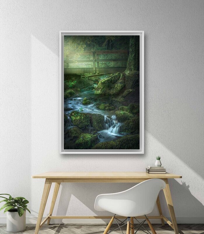Wandbild Small Stream - Alu-Dibond im weißen Schattenfugenrahmen