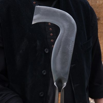 Serpe montée légère &quot;La Ventrue&quot; - avec manche en bois