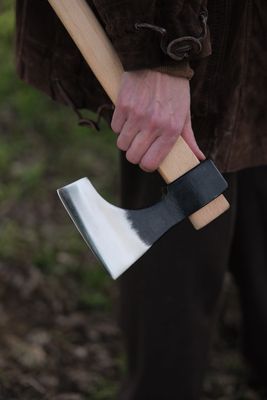 Haches légères et de bushcraft