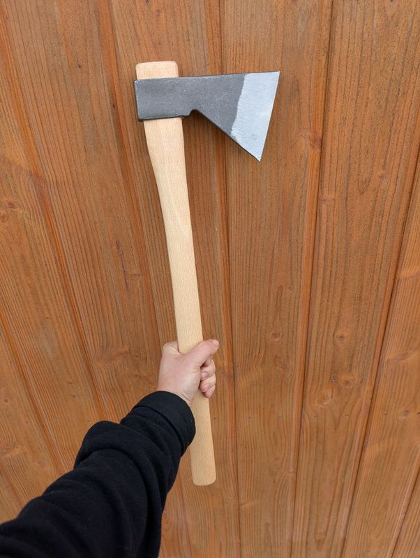 Hache légère type Calabria - environ 700g Hache légère type Calabria - environ 700g