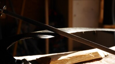 Lime demi-ronde pour restaurer et affuter les tranchants courbés - plusieurs tailles