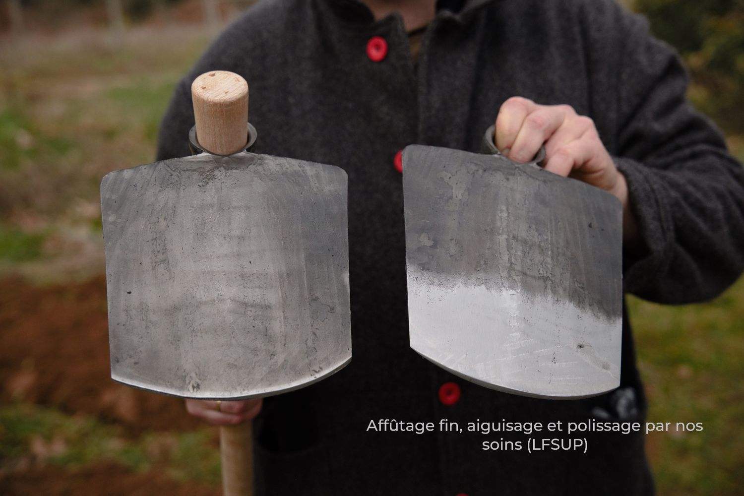 Houe Cocconato réincarnée - forgée au marteau pilon - sans manche Houe Cocconato réincarnée - forgée au marteau pilon - sans manche