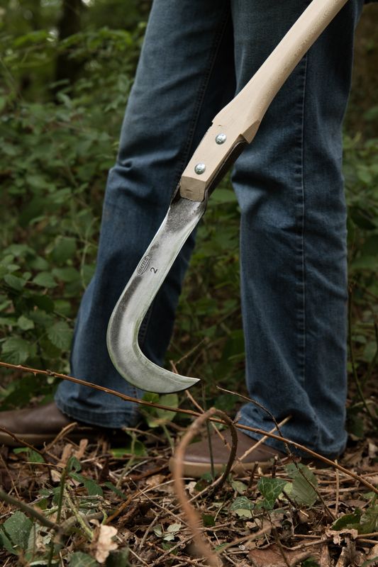 Serpe légère montée « Mateus » avec manche cintré et long bec