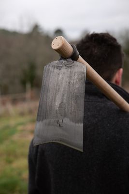 Houe Sicilia - forgée au marteau pilon - avec manche en bois 140cm