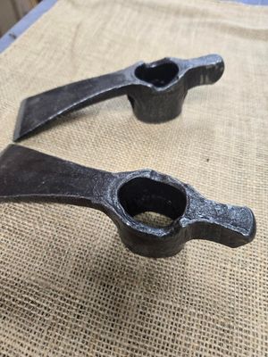 Déclassée - Houette à main robuste