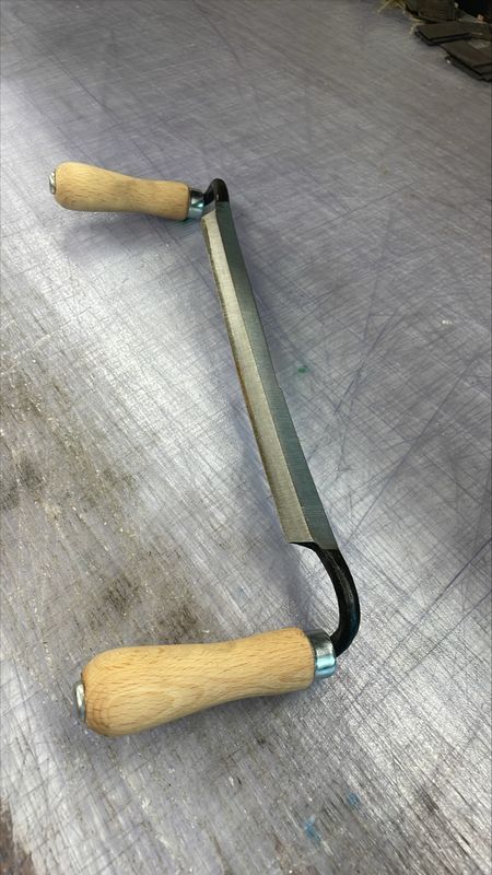 Déclassés - Plane droite forgée de 25cm aiguisée