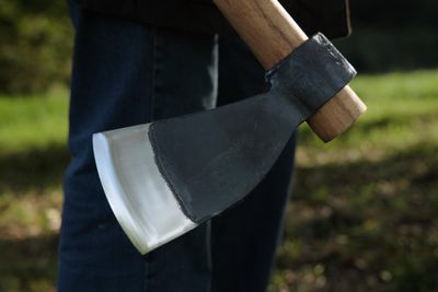 Hache Rinaldi bossue modèle 301 - Cognée type Bergame 1200g Hache Rinaldi bossue modèle 301 - Cognée type Bergame 1200g
