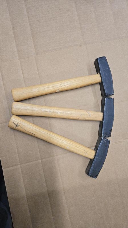 Déclassés - Marteau bombé à battre les faux - 500g