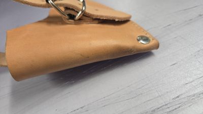 Déclassés - Étuis artisanaux en cuir - Etui merlin