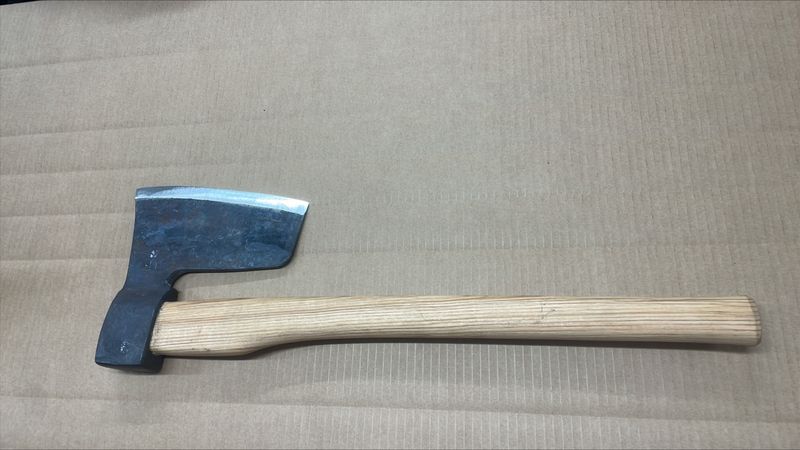 Déclassés - Hache Doloire d'Équarrissage type Bradva - 1500g - Droitière