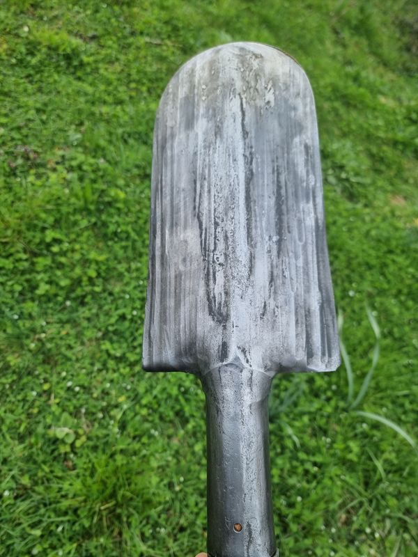 Bêche forgée au marteau pilon - sans manche Bêche forgée au marteau pilon - sans manche