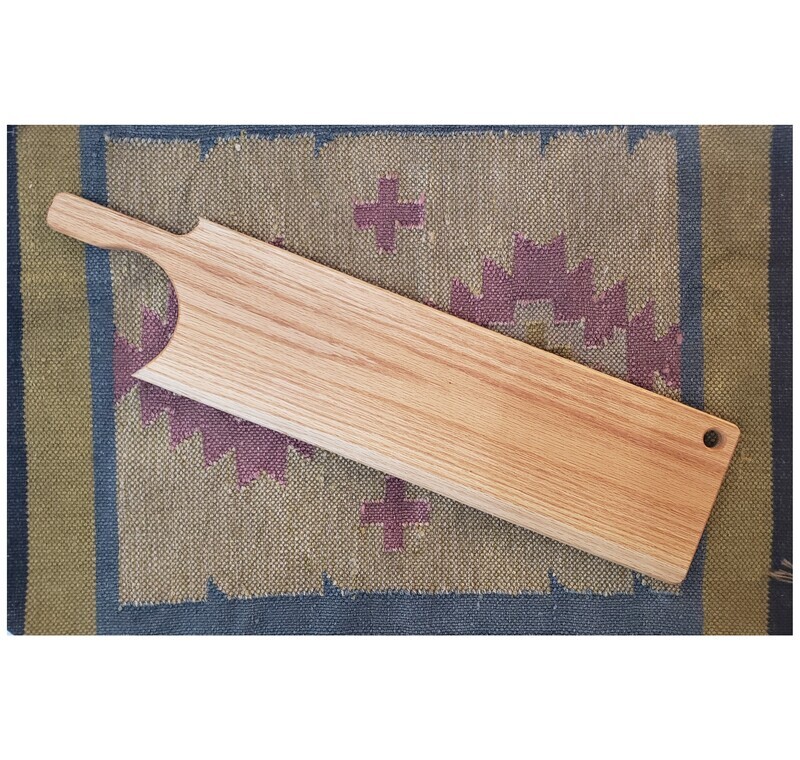 Charcuterie Board 31 x 8 - Butcher Knife - Red Oak