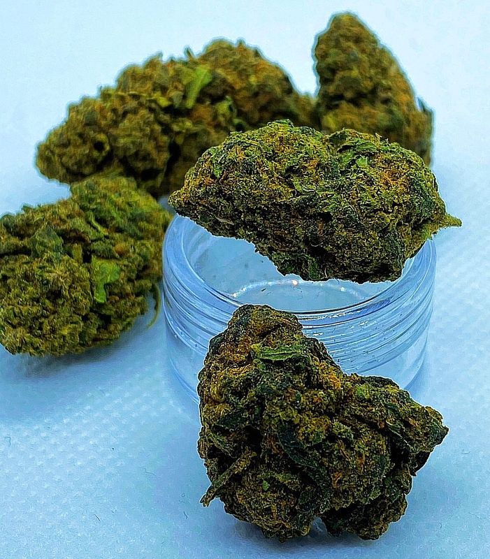 Small Buds BUBBLE GUM HIGH POWER MIX 100gr  L.W.  (Δεν περιεχει ξηρο ανθο ή παραγωγα του)  Aπό baby terpene φύλλα  βιομηχανικής κάνναβης