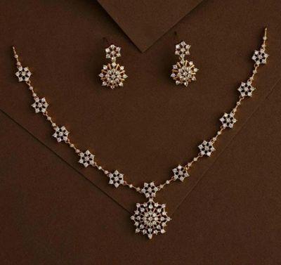 American diamond star design necklace set