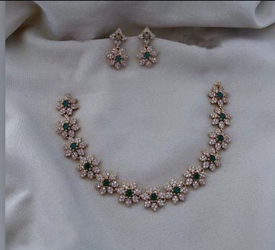American diamond flower design necklace set