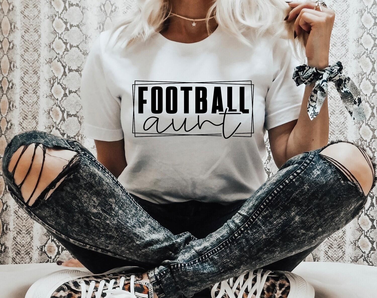 FOOTBALL AUNT