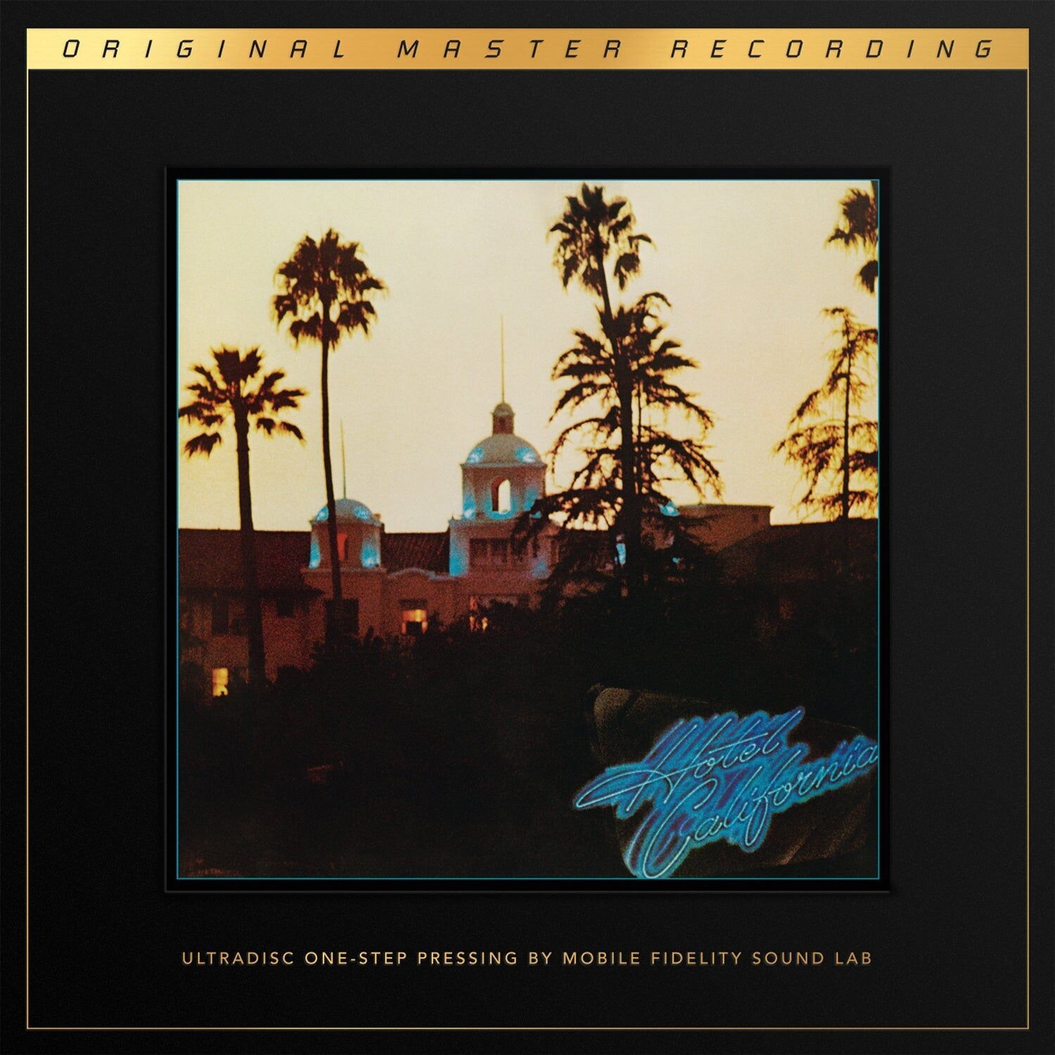 COFFRET EAGLES – HOTEL CALIFORNIA – (180 G. – 45RPM – 2LP)