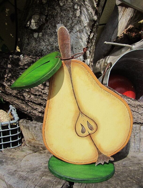 BirnenHälfte mit Blatt * neapelgelb