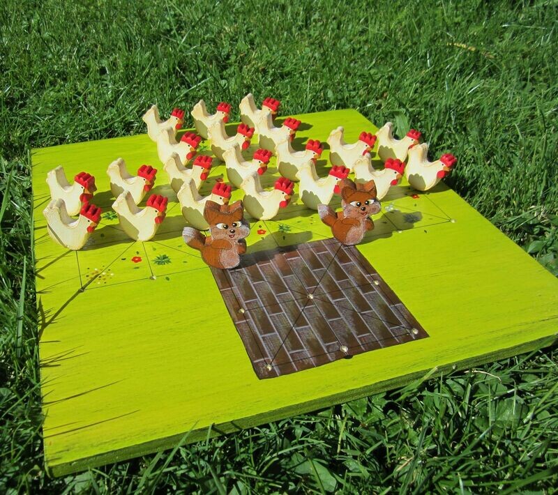 Brettspiel * Fuchs & Henne * olivgrün hell * Dach braun
