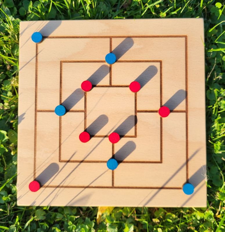 Brettspiel * Mühle * BuchenBrett einfach * Spielsteine modern