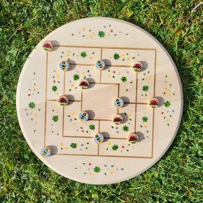 Brettspiel * Mühle * AhornBrett rund * Käferl & Bienchen