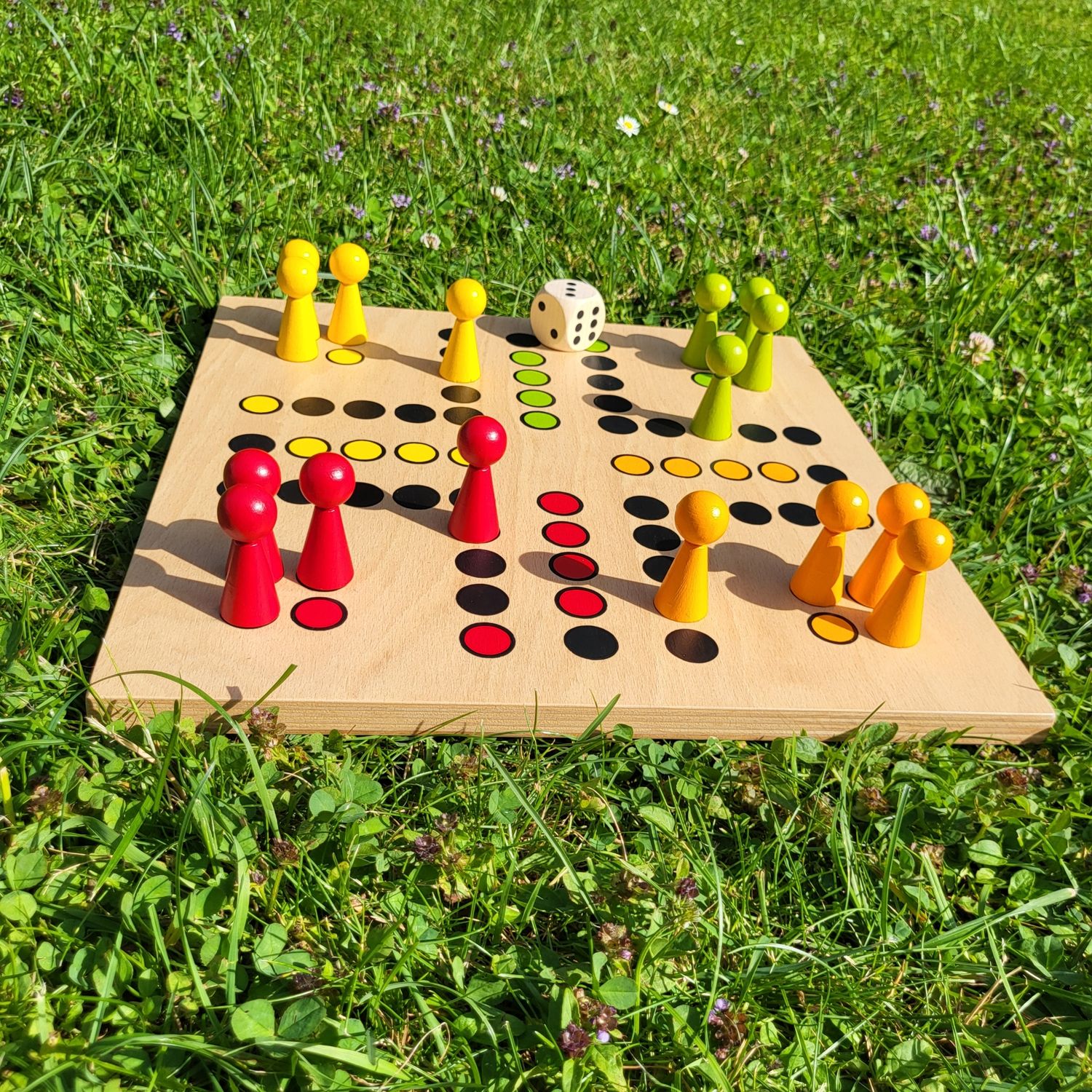 Brettspiel * KegelRalley * Sommer * Buche * bemalt