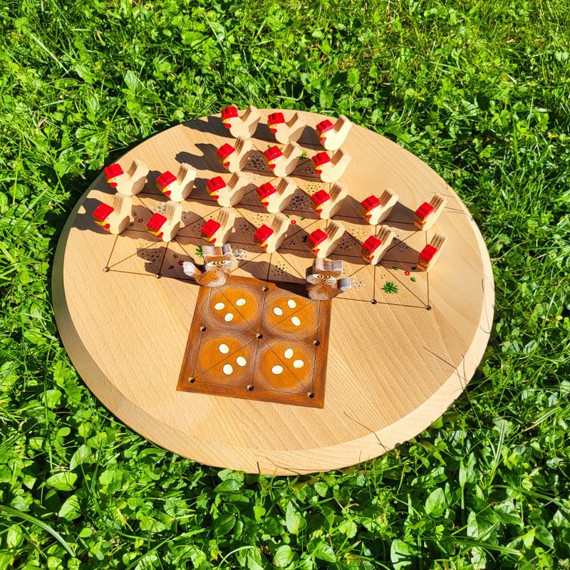 Brettspiel * Fuchs & Henne * Buche rund * Kante schräg * Nest braun * Hühner Buche natur