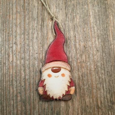 Nikolo*Weihnachtsmann-Anhänger mit spitzer Mütze Nikolo*Weihnachtsmann-Anhänger mit spitzer Mütze