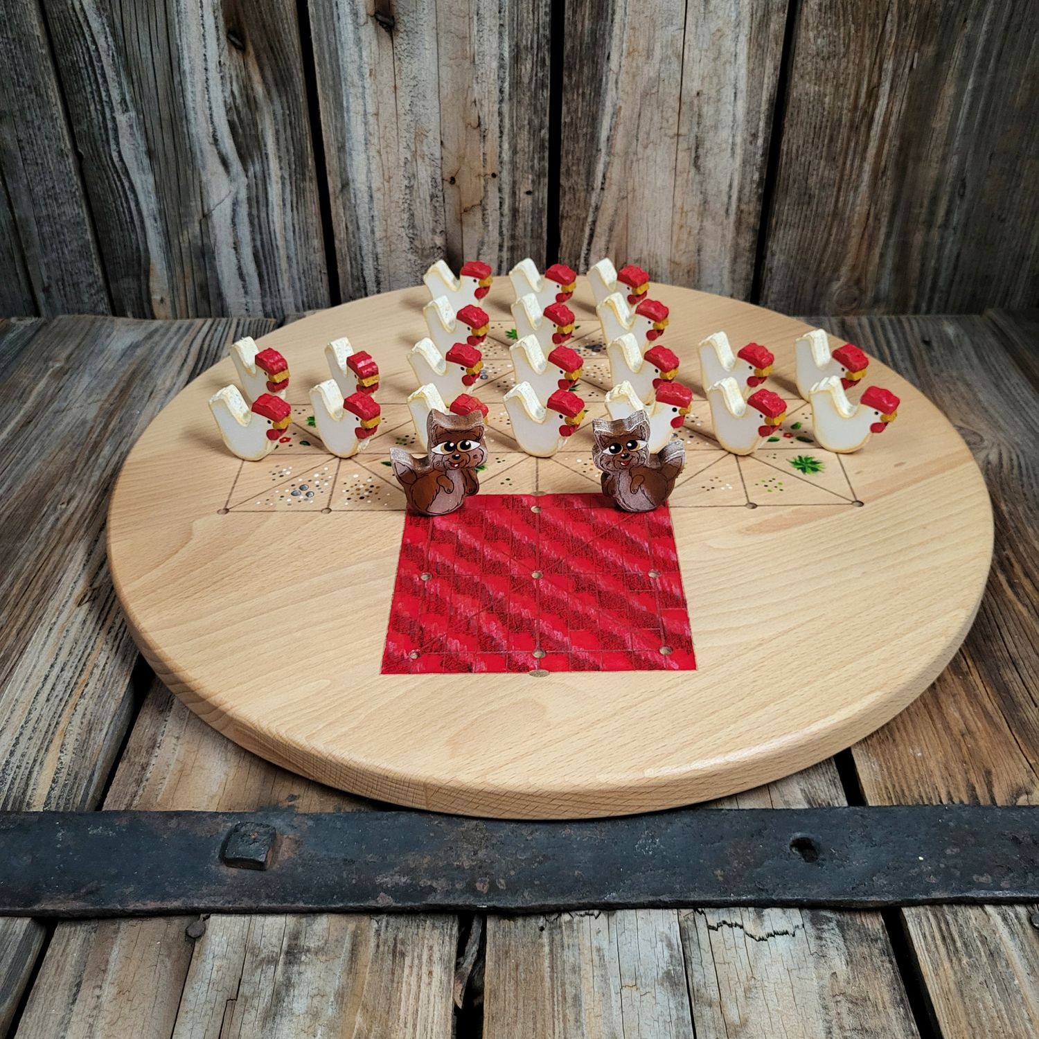 Brettspiel * Fuchs & Henne * Buche rund  * Dach rot * Figuren färbig