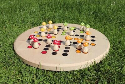Brettspiel * Komm, GlücksPilze sammeln! * Sommer * Ahorn rund * Punkte lasergraviert Brettspiel * Komm, GlücksPilze sammeln! * Sommer * Ahorn rund * Punkte lasergraviert