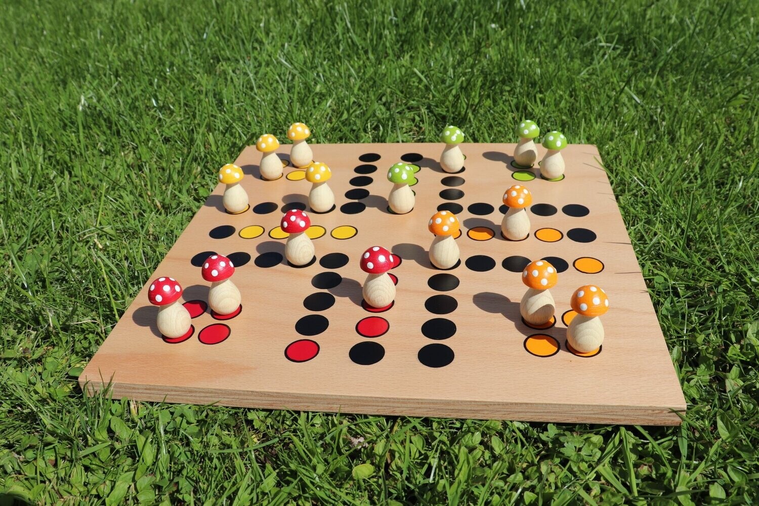 Brettspiel * Komm, GlücksPilze sammeln! * Sommer * Buche * Punkte lasergraviert Brettspiel * Komm, GlücksPilze sammeln! * Sommer * Buche * Punkte lasergraviert