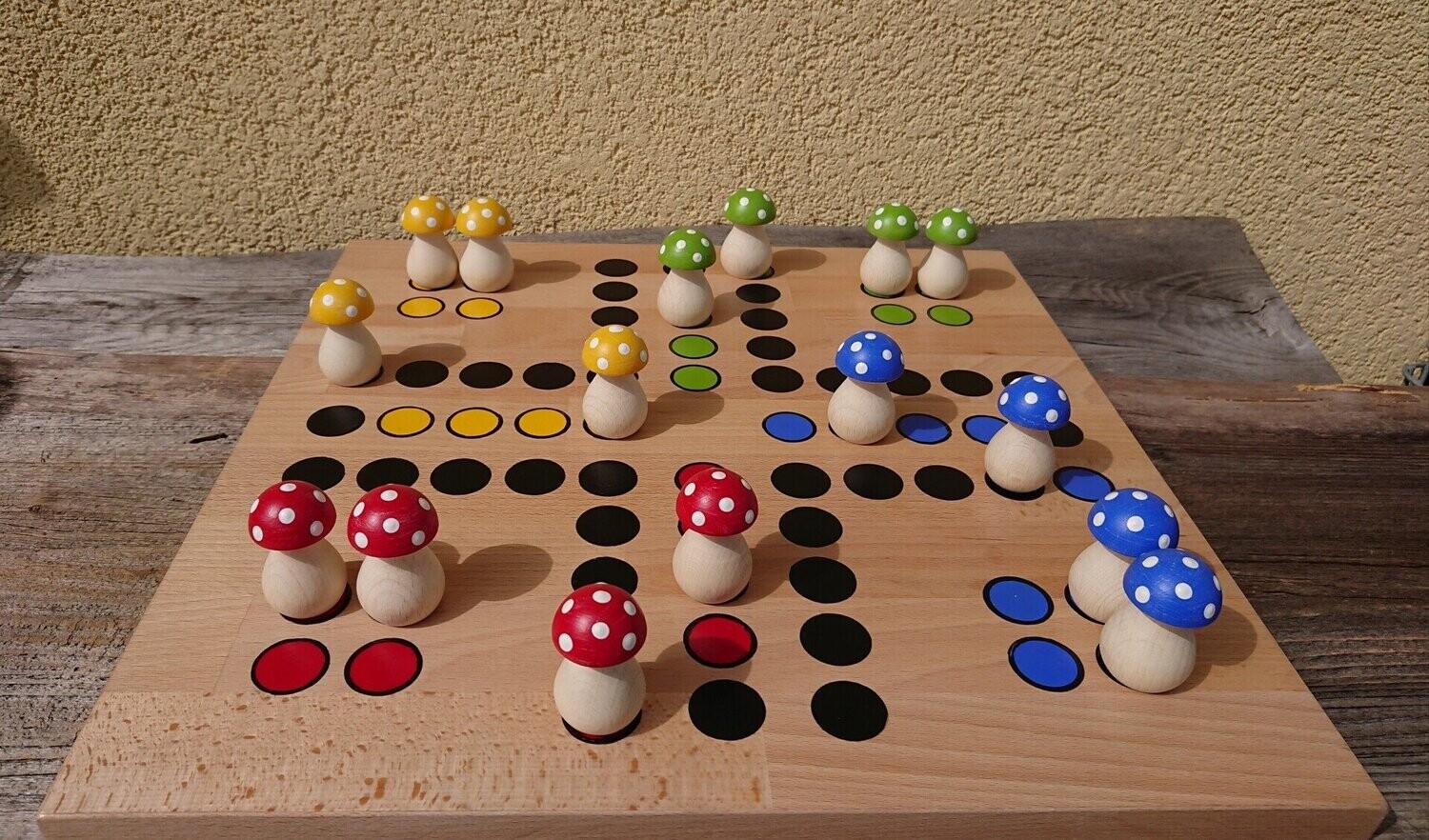 Maxi*Brettspiel * Komm, GlücksPilze sammeln! * Winter * Buche * Punkte lasergraviert Maxi*Brettspiel * Komm, GlücksPilze sammeln! * Winter * Buche * Punkte lasergraviert