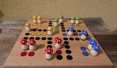 Maxi*Brettspiel * Komm, GlücksPilze sammeln! * Winter * Buche * Punkte lasergraviert Maxi*Brettspiel * Komm, GlücksPilze sammeln! * Winter * Buche * Punkte lasergraviert