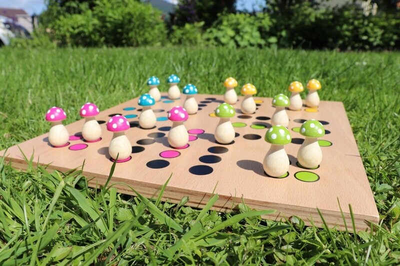 Maxi*Brettspiel * Komm, GlücksPilze sammeln! * Frühling * Buche * Punkte lasergraviert Maxi*Brettspiel * Komm, GlücksPilze sammeln! * Frühling * Buche * Punkte lasergraviert