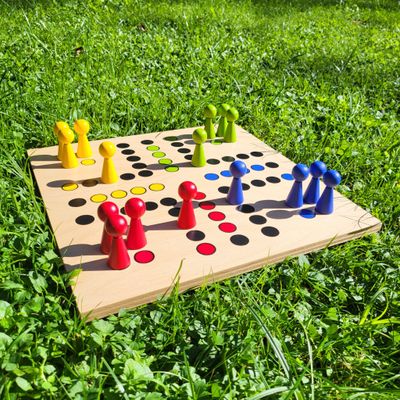 Brettspiel * KegelRalley * Winter * Buche * Punkte lasergraviert Brettspiel * KegelRalley * Winter * Buche * Punkte lasergraviert