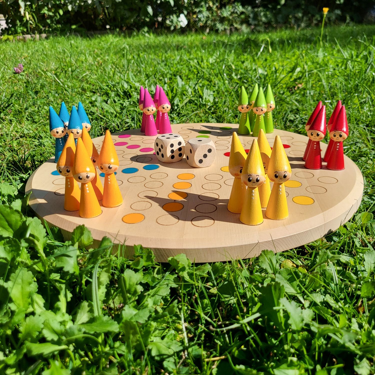 Brettspiel * 6 auf einen Streich * Ahorn rund * Wichtel* lasergraviert Brettspiel * 6 auf einen Streich * Ahorn rund * Wichtel* lasergraviert