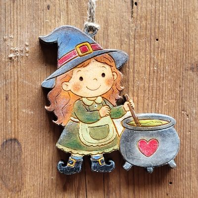 Kleine Hexe Mira* Anhänger Kleine Hexe Mira* Anhänger