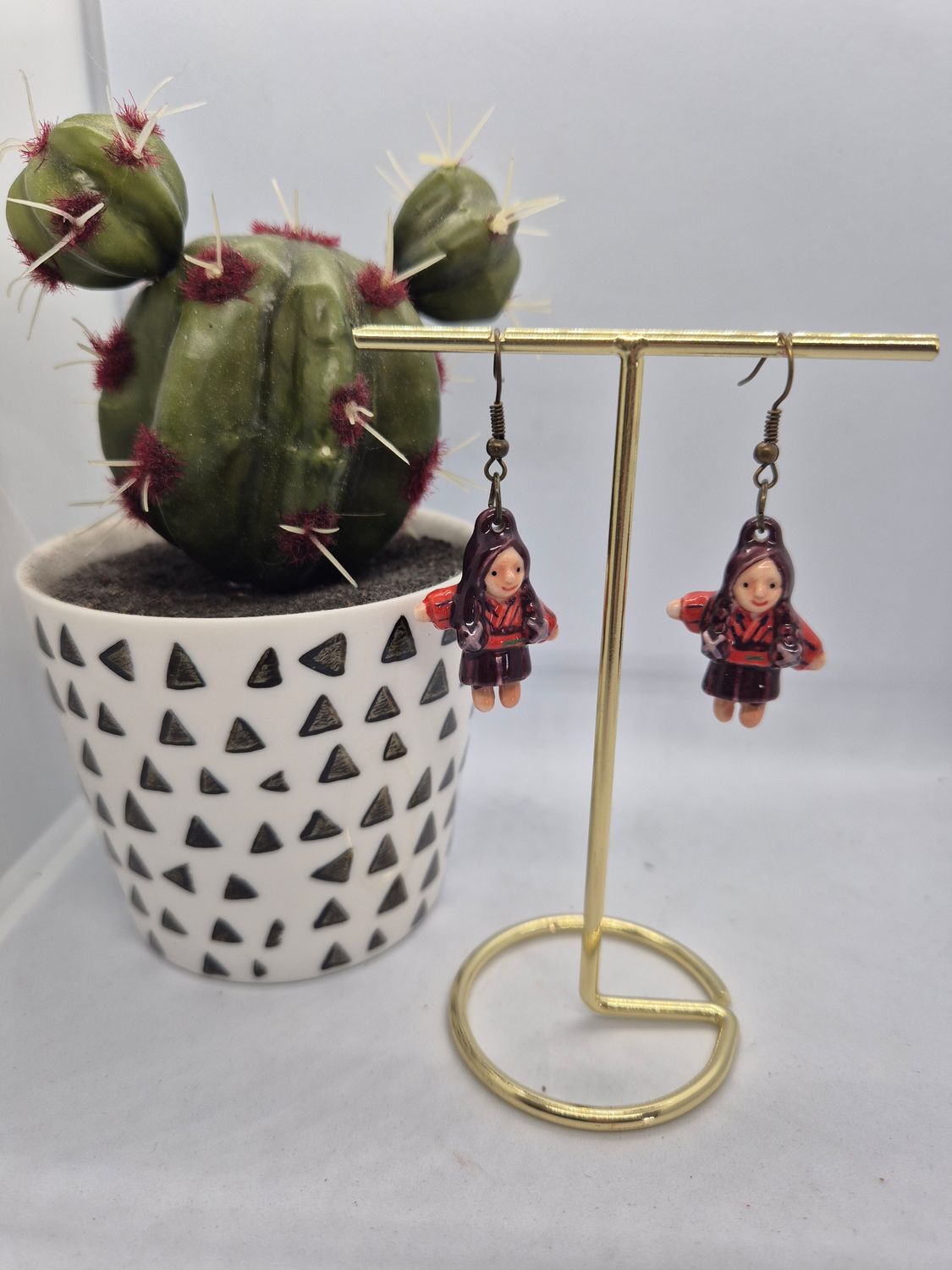 Boucles d’oreilles fille porcelaine 