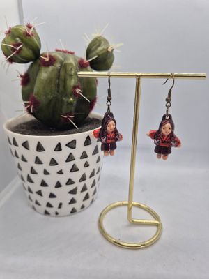 Boucles d’oreilles fille porcelaine 
