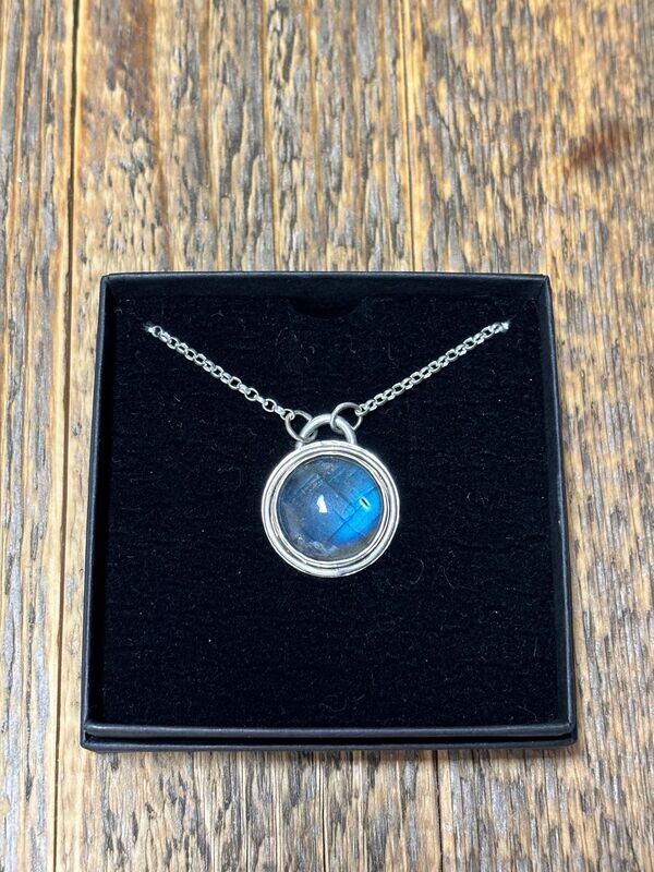 Labradorite Porthole Necklace