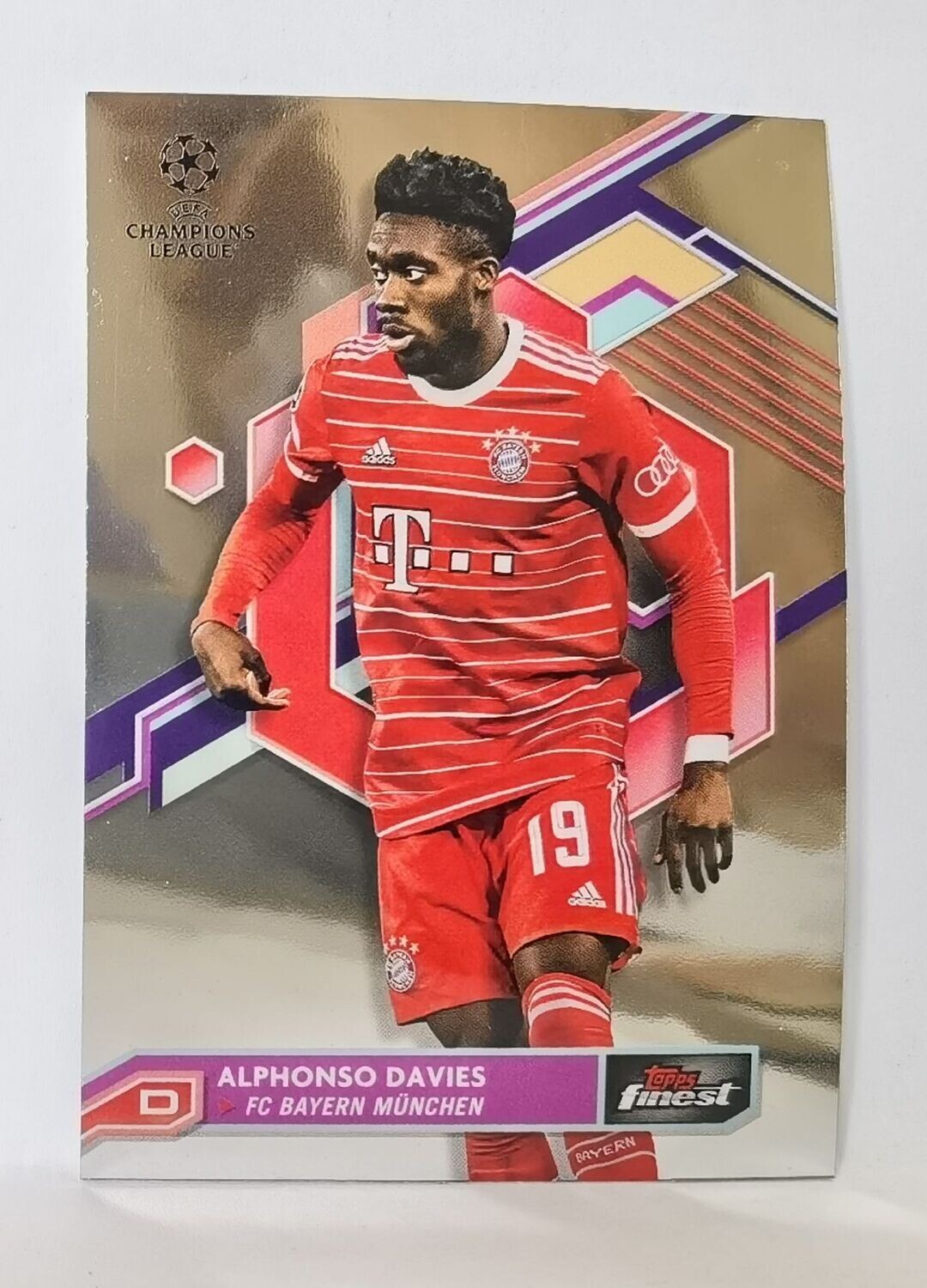 40 Alphonso Davies - FC Bayern München