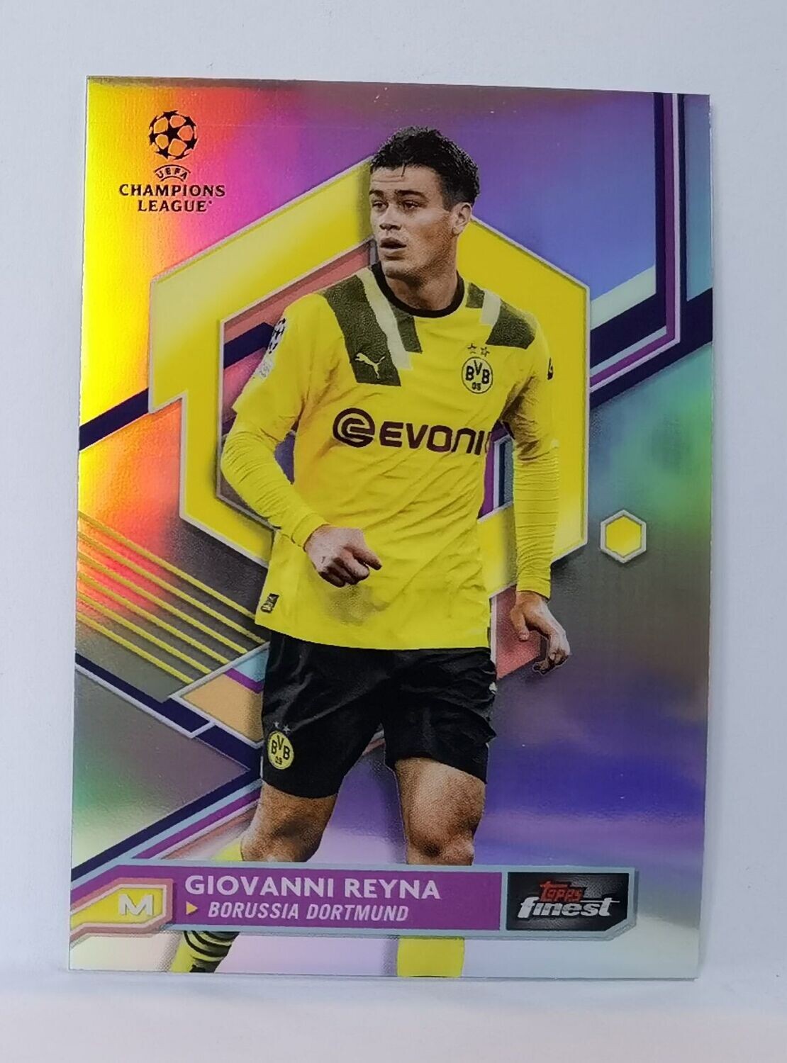 21 Giovanni Reyna - Borussia Dortmund